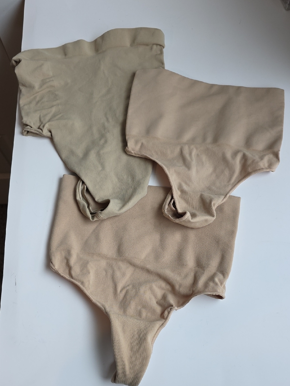 SKIMS 3 High-Waist Thong Shapewear Beige and Nude Tones Large G001